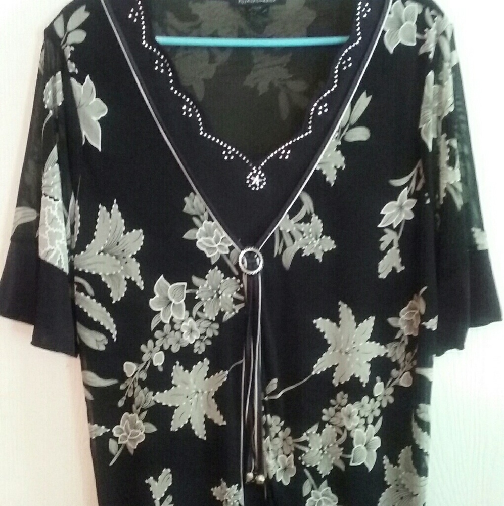 APPOINTMENTS Black Floral print Blouse